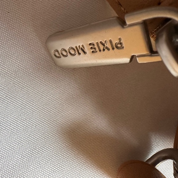 Pixi Mood Vegan Leather Crossbody Bag with Flap Closure - Picture 2 of 10